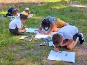 Art lessons outside